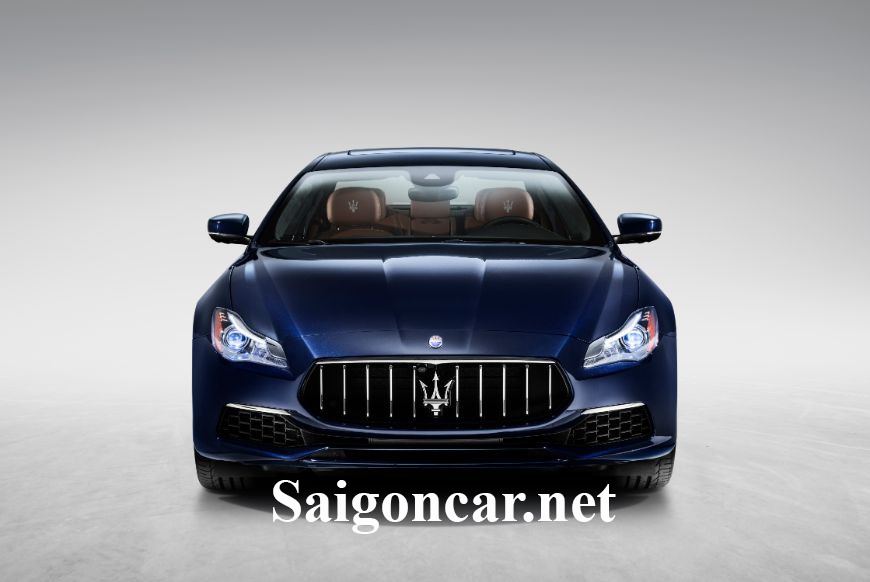 Maserati Quattroporte Đầu xe được thiết kế mạnh mẽ tinh xảo